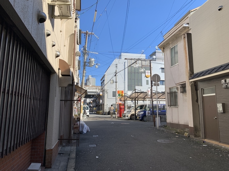 兵庫・尼崎「かんなみ新地」の今 警告で一斉閉店も、新店ラッシュ…勘違いする男性客も | 神戸新聞NEXT｜連載・特集｜話題｜