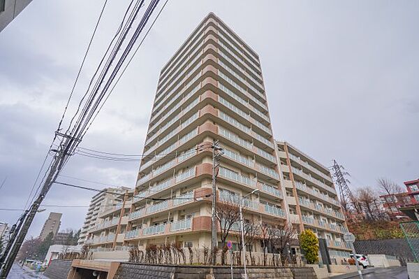 ラピスヒルズ澄川 (中古マンション)|北海道札幌市南区澄川四条１丁目６－１|中古マンション 【ハウスタウンFCメディアゴーランド.】