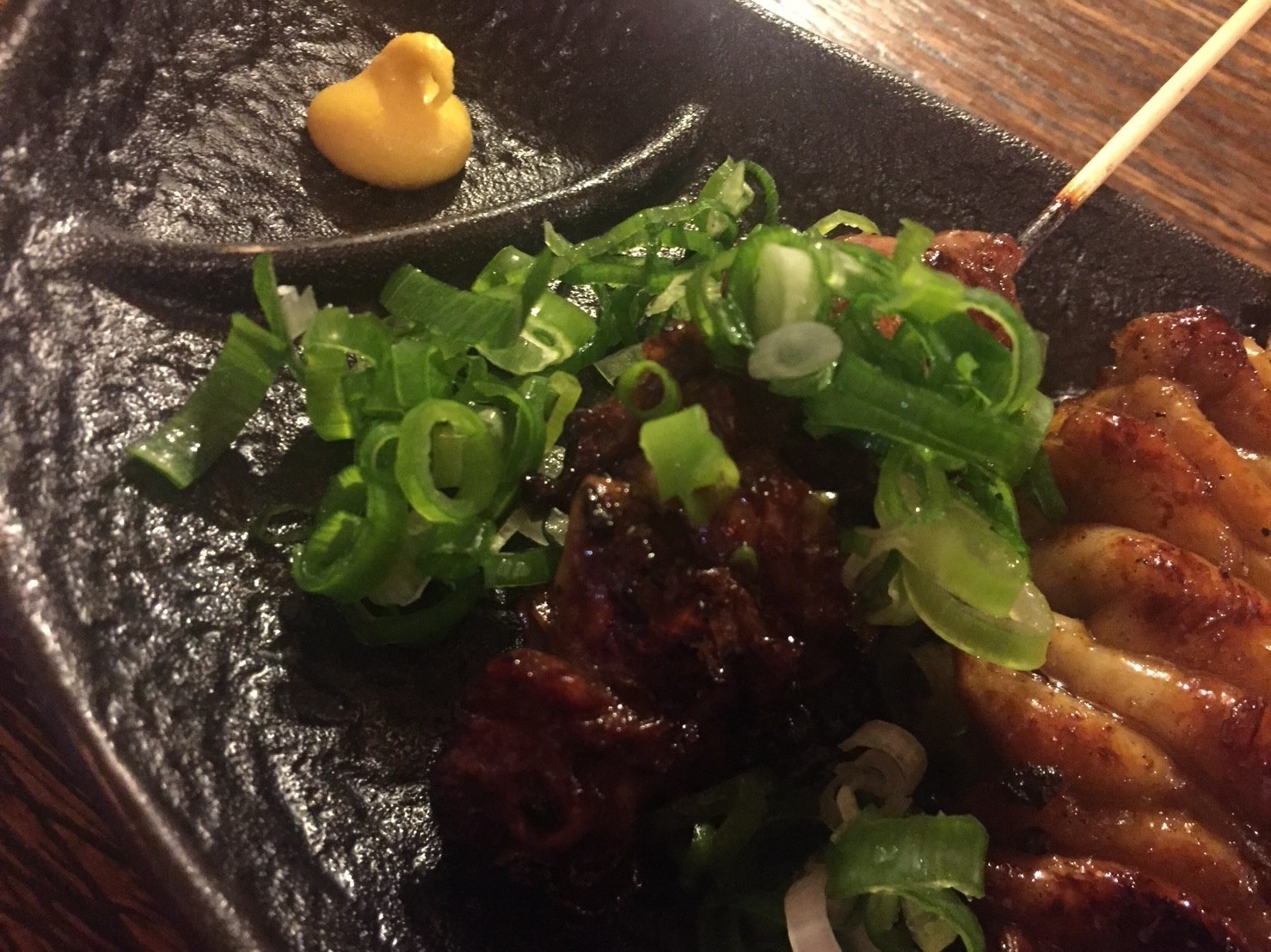 突金山】タレが美味い！焼き鳥屋さんで美味しく乾杯！／鳥取市 | 鳥取なにたべ！