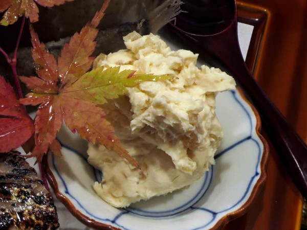 こっそり通いたい名店が誕生！ 自慢の魚料理と日本酒ペアリングに心酔する、神楽坂の隠れ家和食『あさだ』 - dressing（ドレッシング）