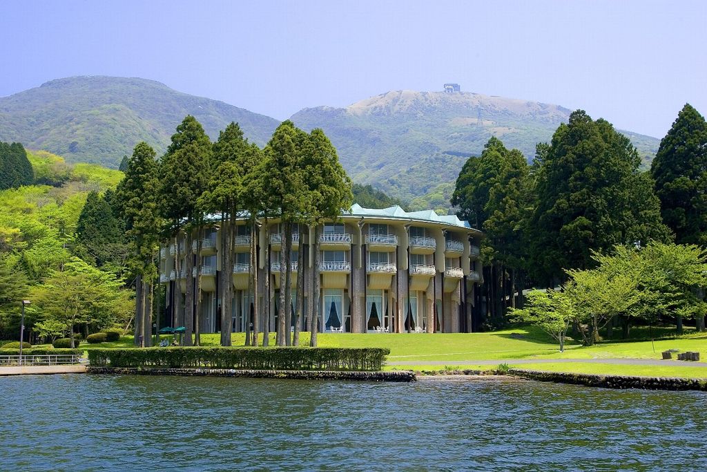 箱根温泉旅館での浮気・不倫の証拠収集│高級旅館が最適な理由