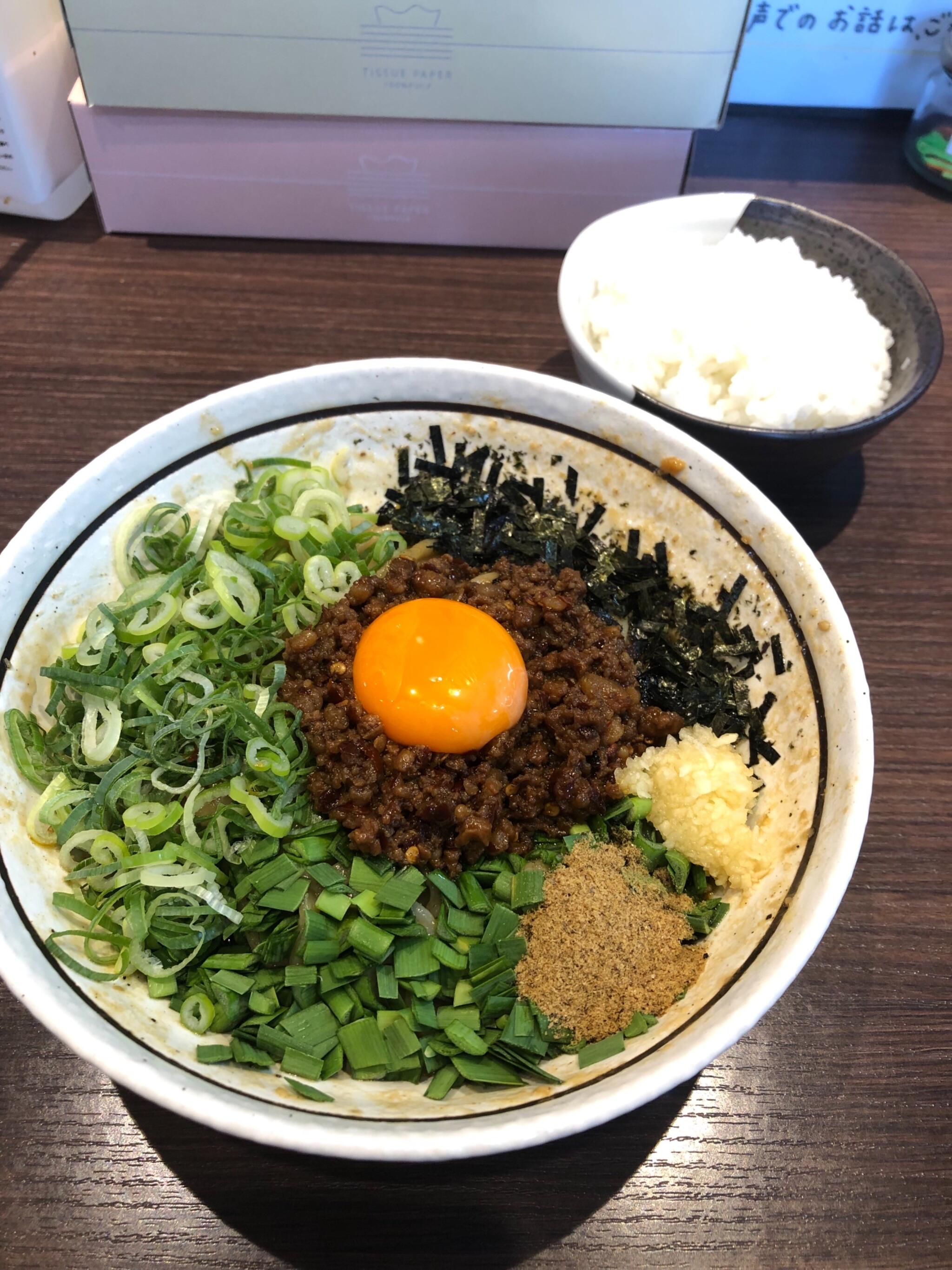 新店】濃厚担々麺 はなび 錦店 ～「濃厚担々麺」が売りの店で「台湾まぜそば」～ |