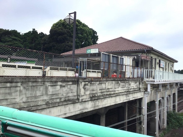 日本の東京都市景観 鶯谷駅前のホテル街などを望むの写真素材 [66031003] -