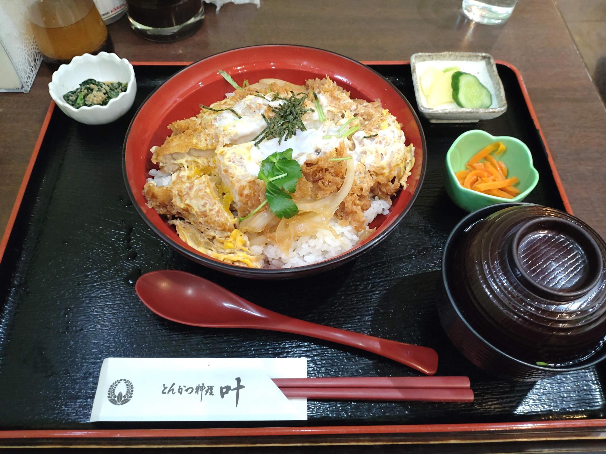 川崎市多摩区】食べるごとにおいしさをかみしめるカツ丼ランチ！稲田堤のとんかつ屋（みやもとまなぶ） - エキスパート