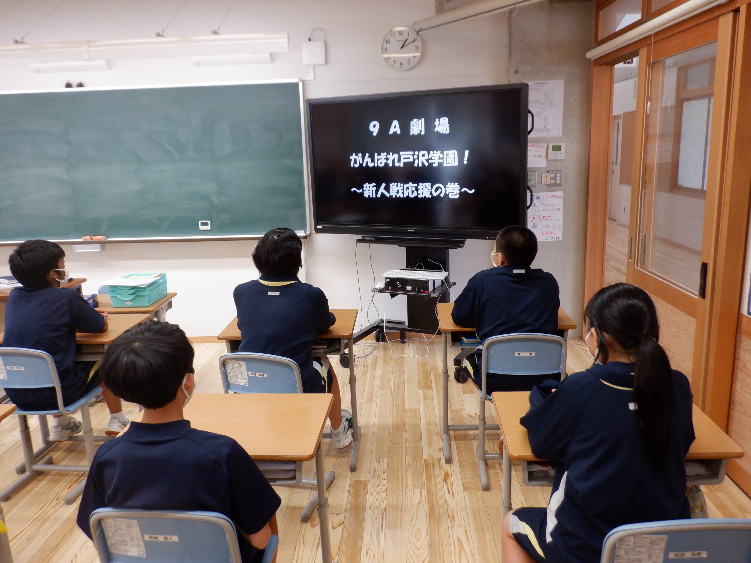 沖縄ブライダルモード学園の誕生日サプライズ