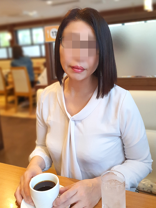 片野真由美の熟女詳細プロフィール｜熟女 風俗 デリヘル｜五十路マダム広島店