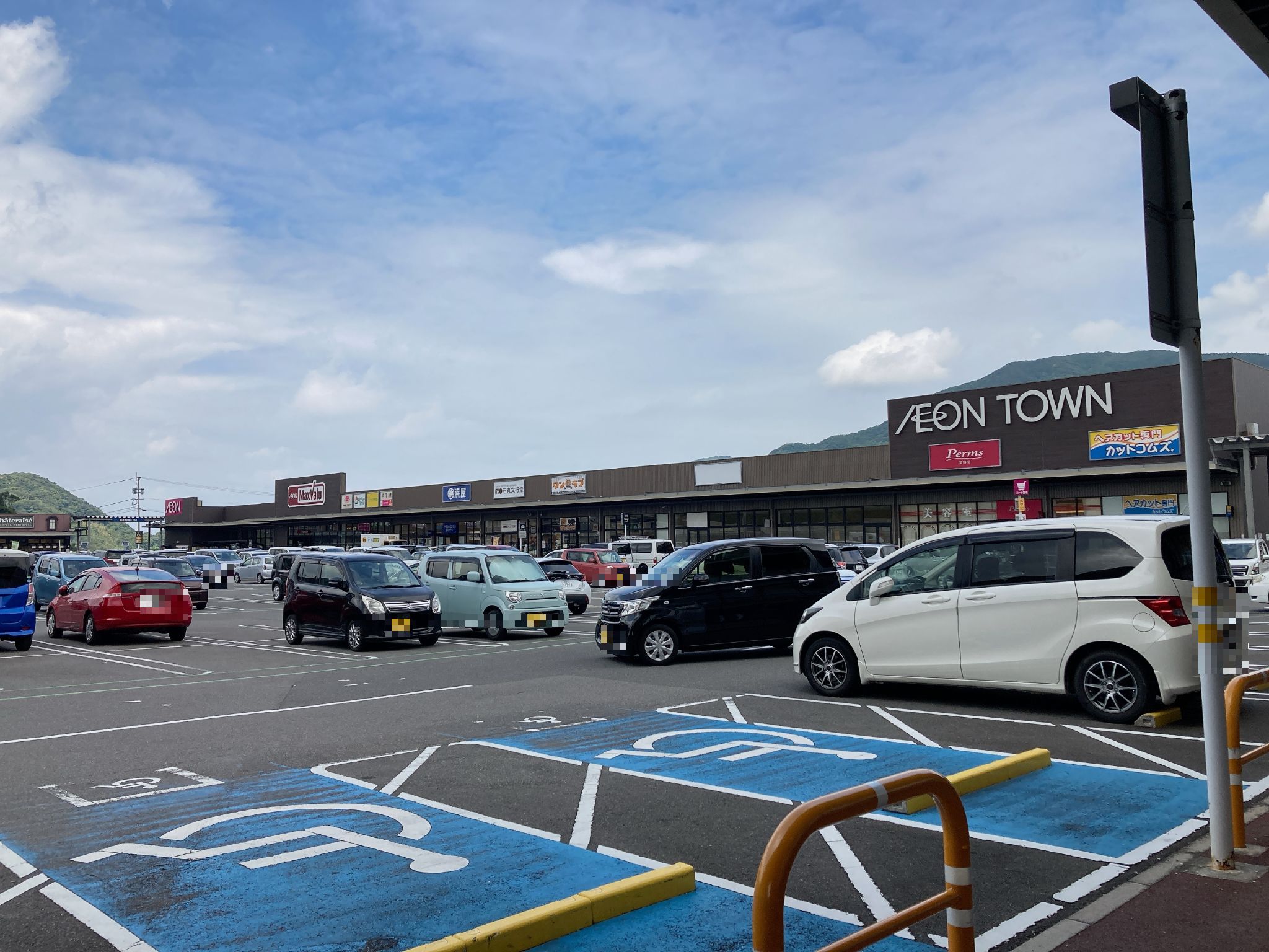 長崎県長与町 ペットショップ ワンラブ イオンタウン長崎長与店