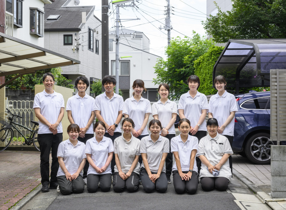 経堂店】 本日は銀座あけぼの経堂店をご紹介！ 店長おすすめのお菓子を聞いてきました😊 