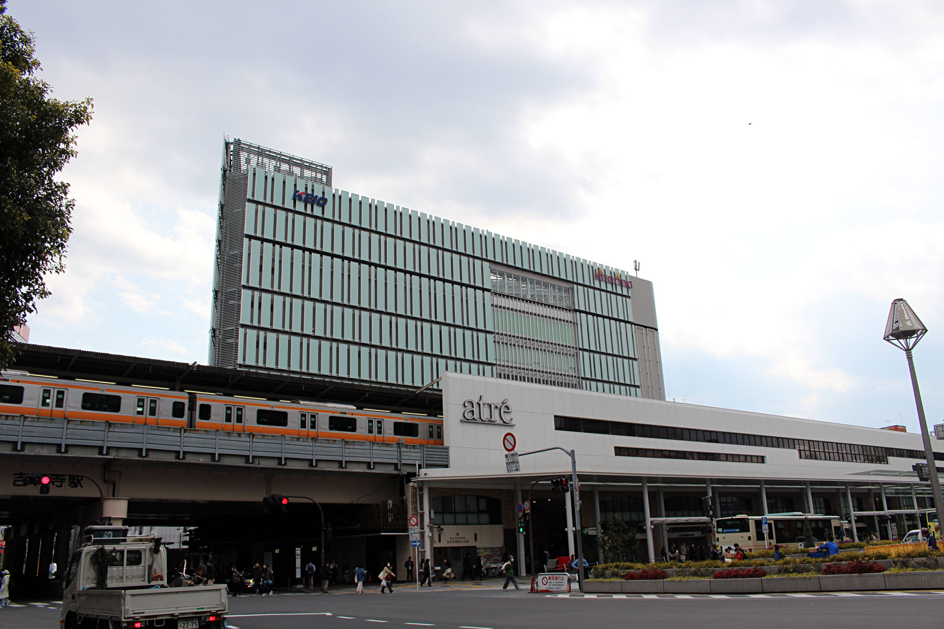 吉祥寺駅】カップル個室デートの人気レンタルルーム【まとめ】 - スペースマーケット