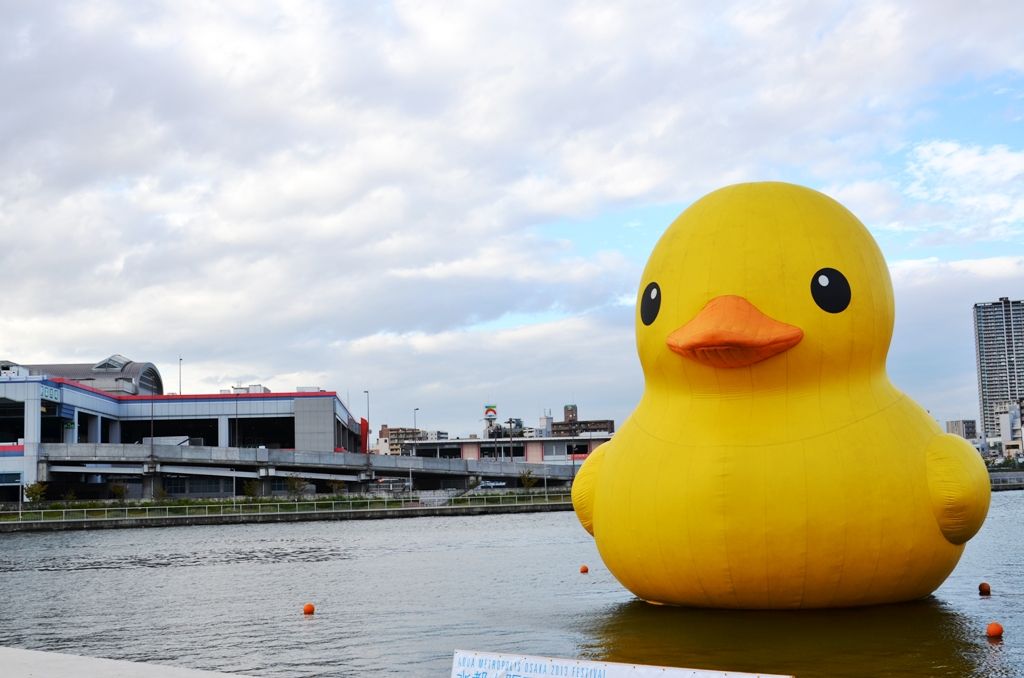 今冬も「ラバーダック」が大阪・中之島にやってくる！「中之島ウエスト・冬ものがたり2023」を開催！ | 「Enjoy 