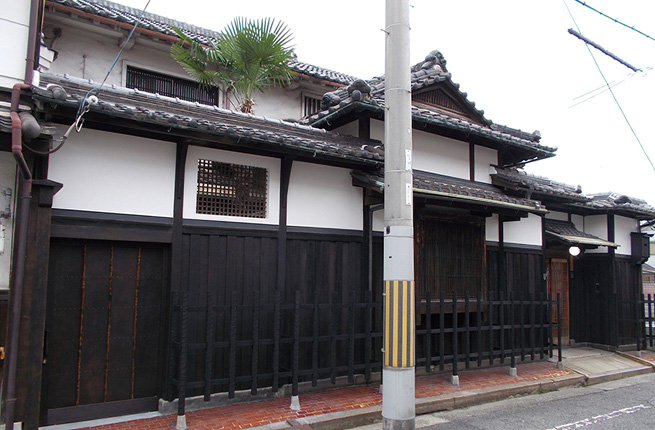 鶏家 六角鶏 堺東駅前店（堺/焼き鳥）