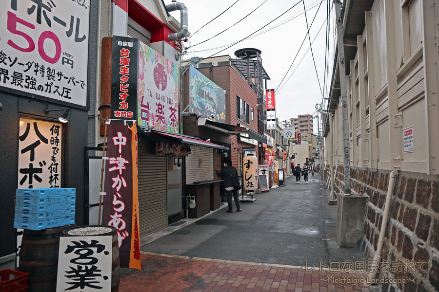 十三の繁華街（大阪市）