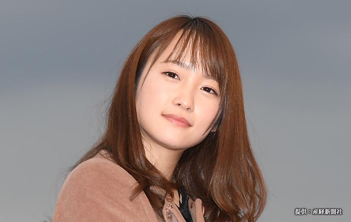 元AKB48】二児のママ・川栄李奈が元宝ジェンヌとユニバ＆プリクラ お揃いスヌーピー帽「高校生の休日みたい」｜まいどなニュース