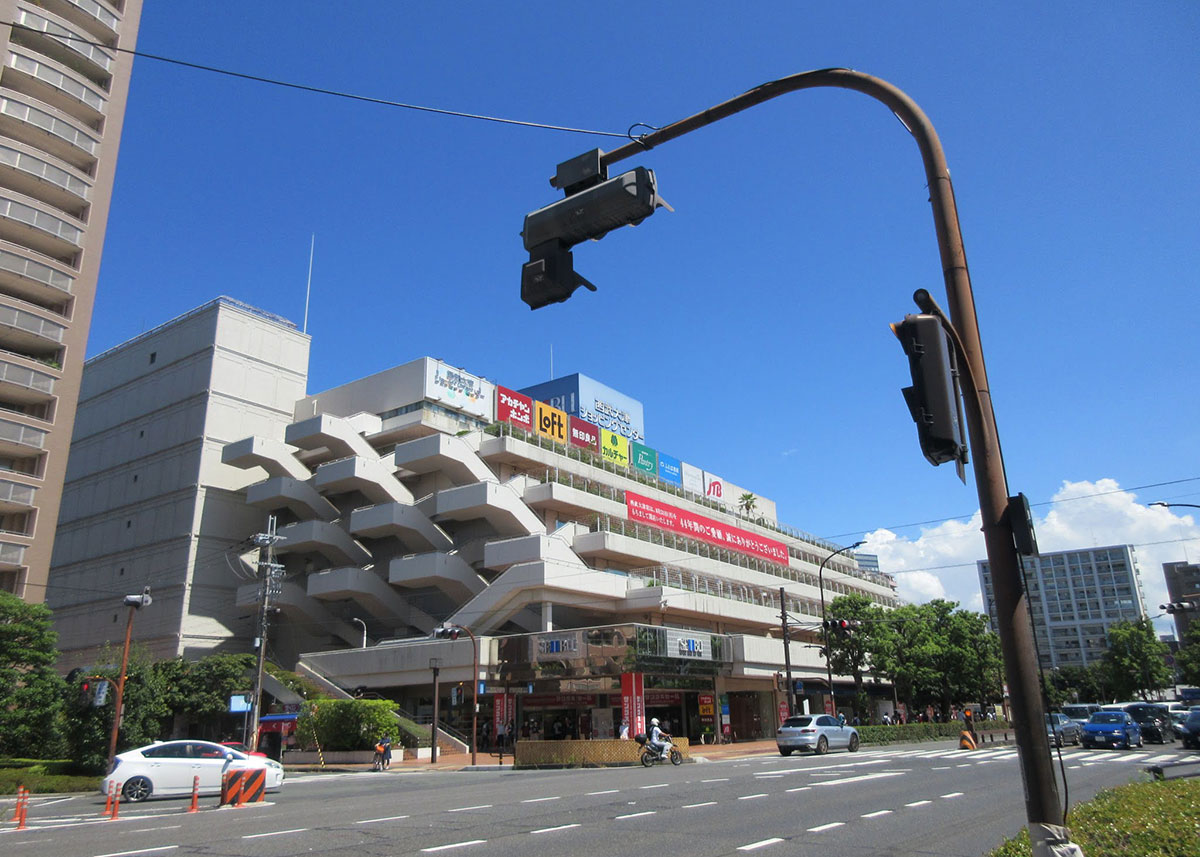 夏休み限定で稼げる福原の短期風俗バイト特集！｜風俗求人【バニラ】で高収入バイト(2ページ目)