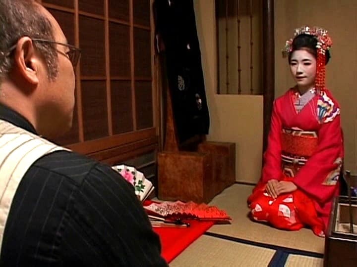 舞妓さんと会える場所！舞妓さんに会う方法、教えます | お座敷体験 宴-UTAGE-