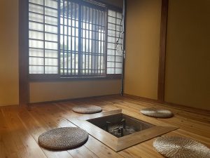 お食事処 石庭 | 銘石が展覧する日本庭園・自然石庭公園｜仙石庭園