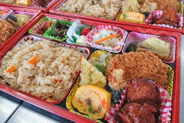 送料無料】ふかひれ濃縮スープ 北京風 12個入 〔200g×12〕 スープ