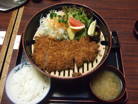 高座豚ロースかつ | 揚げ物 | 販売店