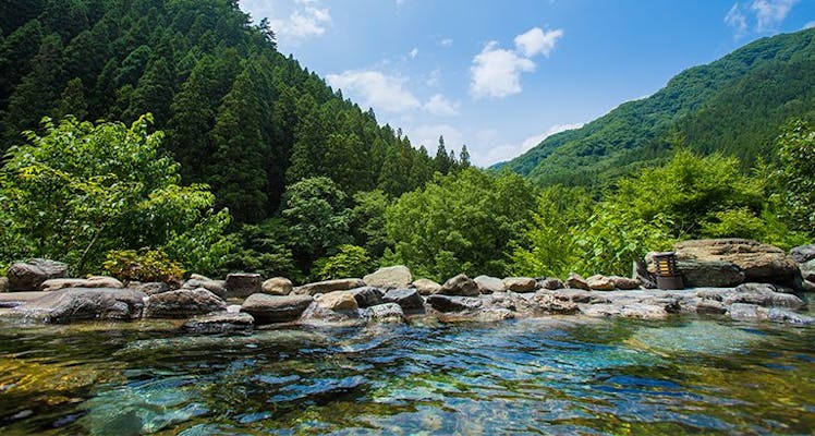 露天風呂があるラブホを紹介！ | 女子会・カップルズホテル利用もできる複合型進化系ホテルのバリアングループ