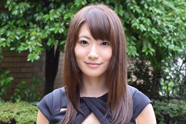 私が芸能界で不祥事を起こしてAVデビューした理由」天下を獲ったAV女優・三上悠亜が激動の5年を赤裸々告白 | 文春オンライン