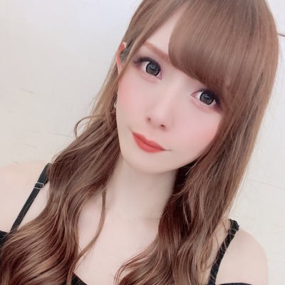 佐伯奈々 さえきなな プロフィール