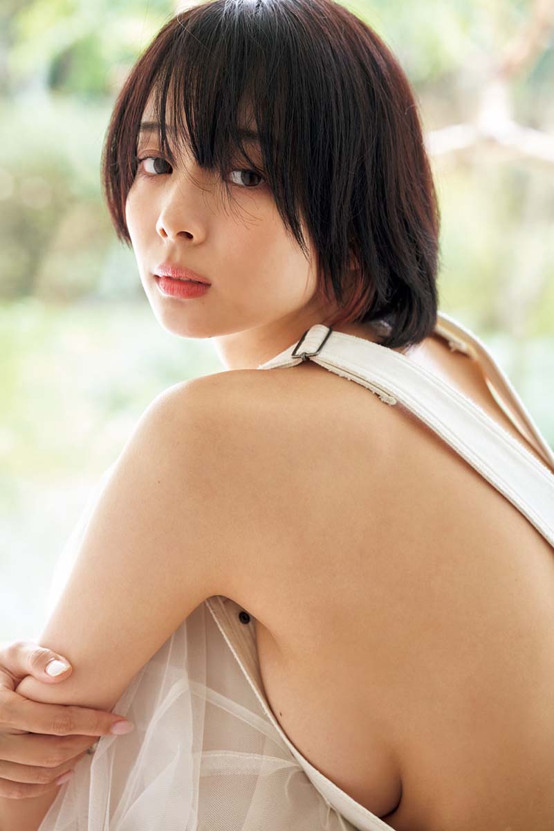 役満ボディ”岡田紗佳、ボディーラインくっきりセクシー衣装公開に「妖精かと思った」「可愛いが過ぎる」の声 - スポーツ報知