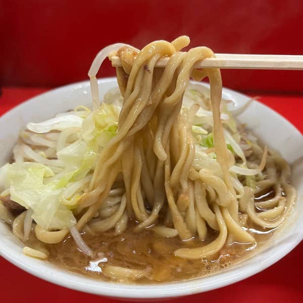 関西で大人気の二郎インスパイア『ラーメン荘歴史を刻め世田谷』にパイルダーオン！！ボリューム良し味良し接客良し大行列が出来る理由がよくわかりましたよ！  - クッキング父ちゃん食べ歩き食レポブログ