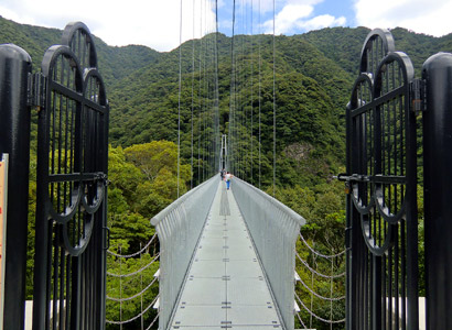 綾の照葉大吊橋 [あやのてるはおおつりばし]