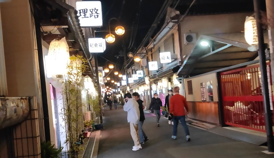 飛田新地、松島新地などの料理店における風俗営業許可について | ネクサス行政書士事務所