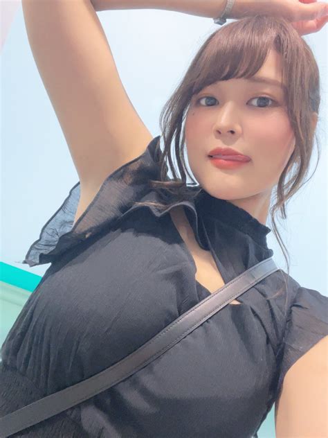 台湾の美人コスプレイヤー「1000RTしたら無修正を公開」→無事公開！ - 日刊エログ エロ画像まとめ