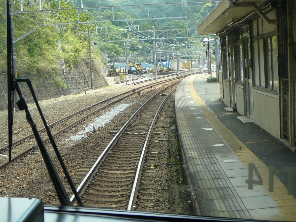 熱海→函南 2013/5/18: 懐かしい駅の風景～線路配線図とともに