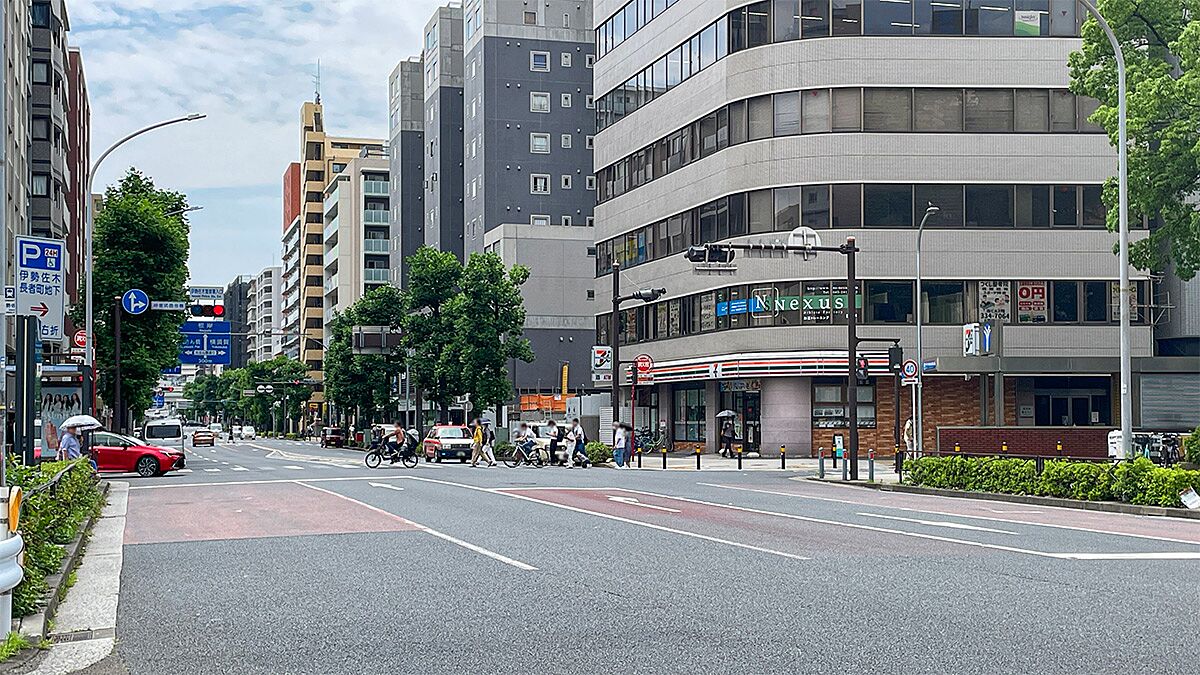 横浜・伊勢佐木異人町 | 舞台