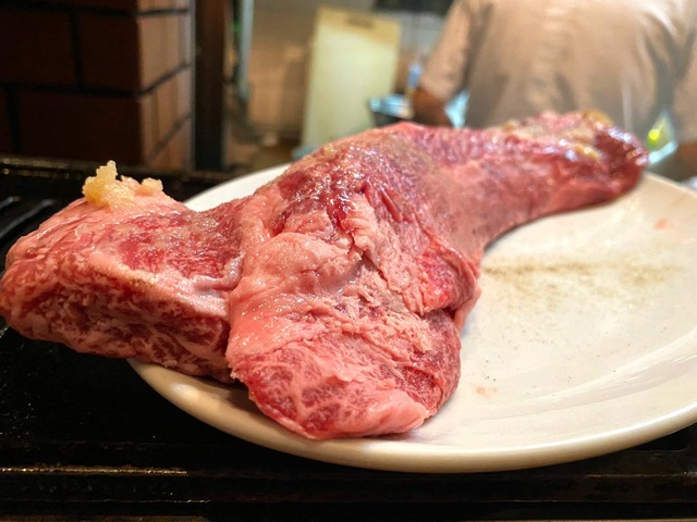 芸能人も足しげく通う名店！ 北区 焼肉 同心亭 |