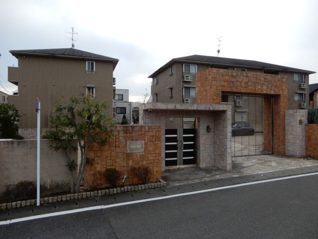 京都ホテル観光ブライダル専門学校へ通学に便利なお部屋探しなら学生マンションのユニライフ