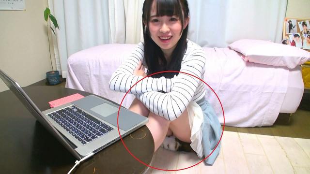 動ナビブログネオ » 車紹介の女YouTuberさん、何故か毎回パンチラしてしまう・・・